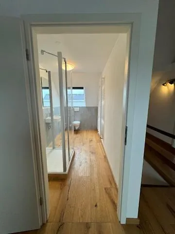 Casa de Férias Ruim Familiehuis - 10 Pers - Nabij Cochem-zell, De Moezel & Calmont Klettersteig Beuren (Cochem-Zell)