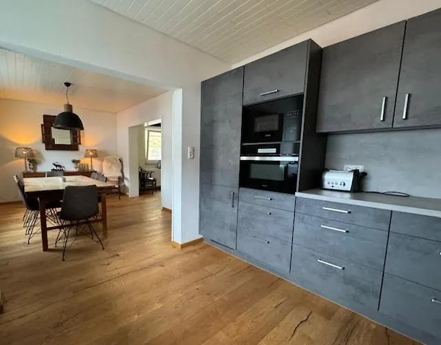 Ruim Familiehuis - 10 Pers - Nabij Cochem-zell, De Moezel & Calmont Klettersteig Beuren (Cochem-Zell)